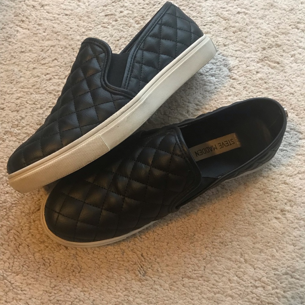 Steve Madden Slip ons